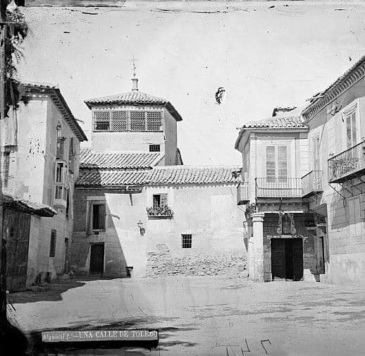 Entrada al convento de Santa Clara. Retablo de L. Tristán (1623). Foto de Casiano Alguacil (h. 1890) Entrada al convento de Santa Clara. Retablo de L. Tristán (1623). Foto de Casiano Alguacil (h. 1890)