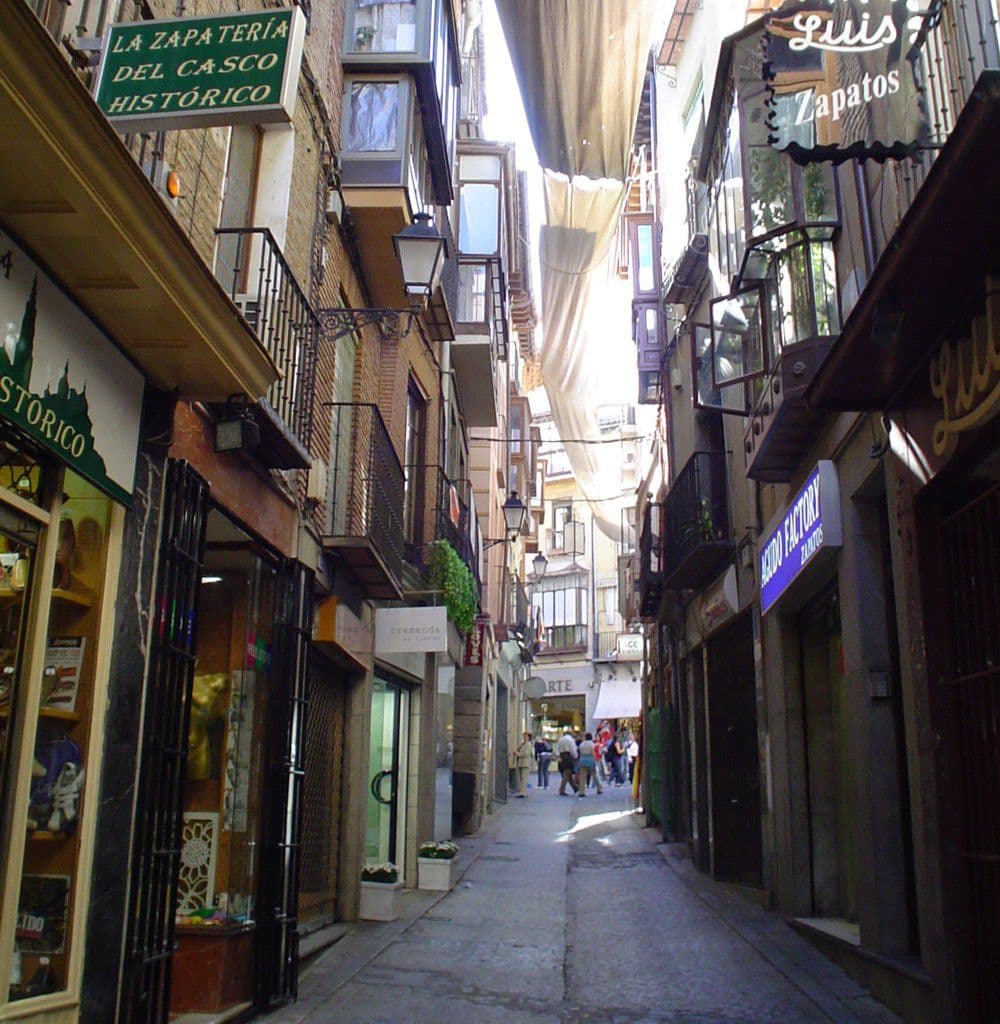Calle de MartÃn Gamero, siglos atrás de Obra Prima Calle de MartÃn Gamero, siglos atrás de Obra Prima